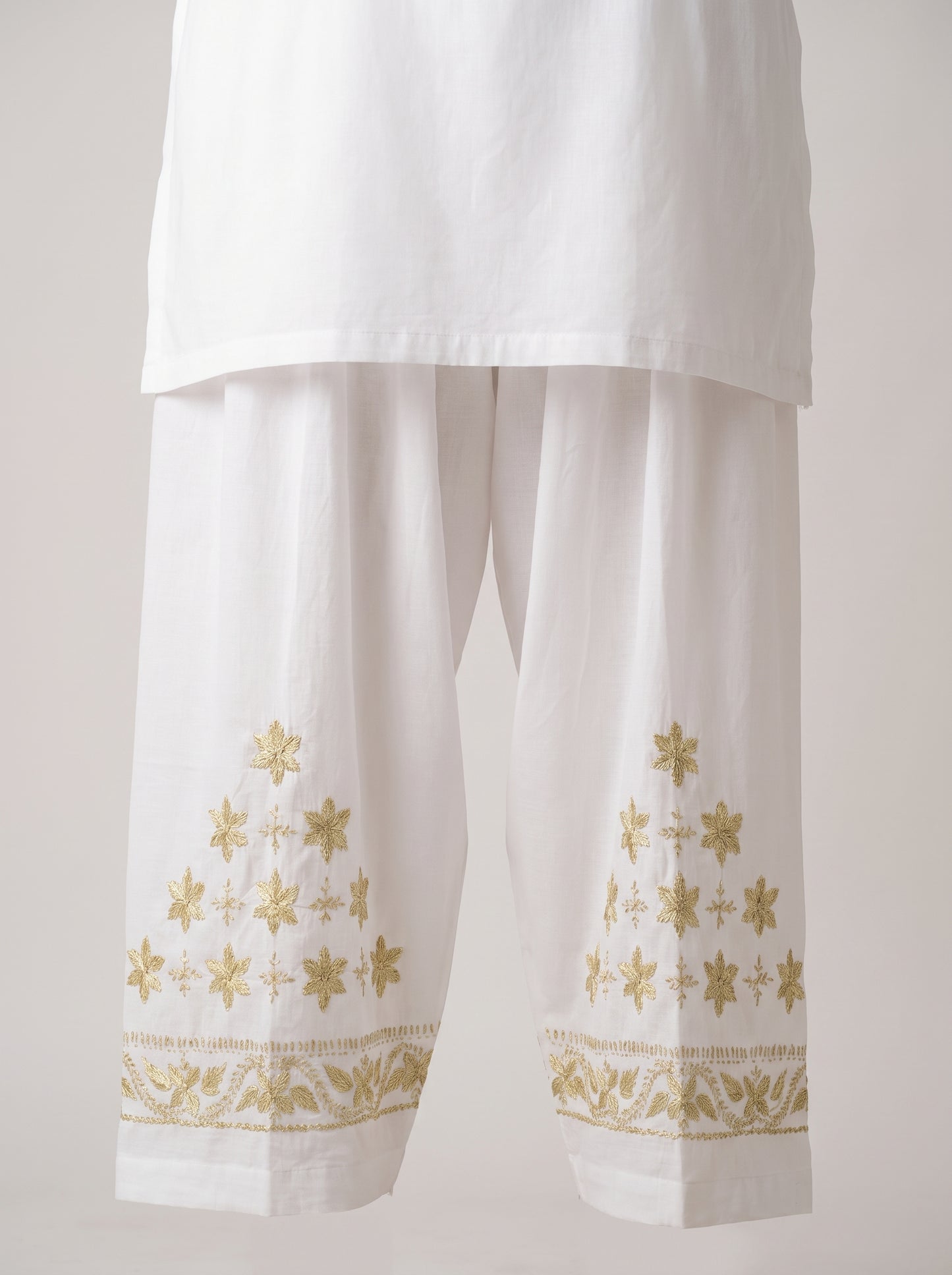 Gota Shalwar I Gold Elegance