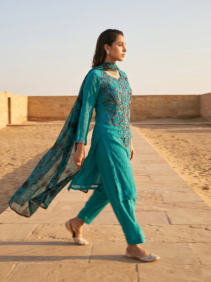 Teal Gota Elegance – Embellished Krinkle Chiffon 2 Piece Suit